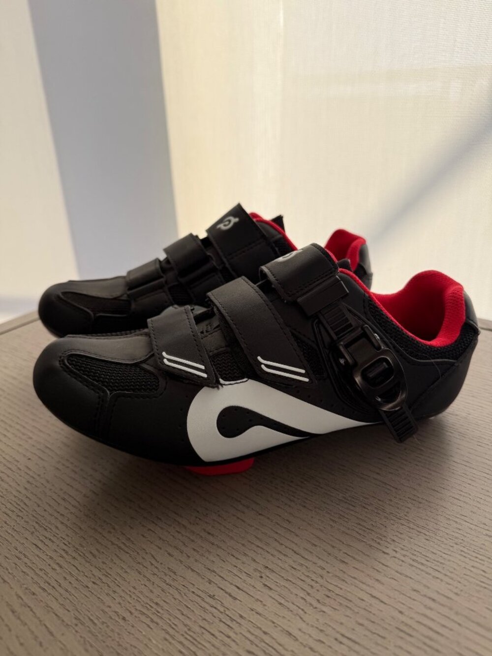 Peloton Cycling Shoes Black/White Size EU 40 With Red Cleats Compatible With Ind